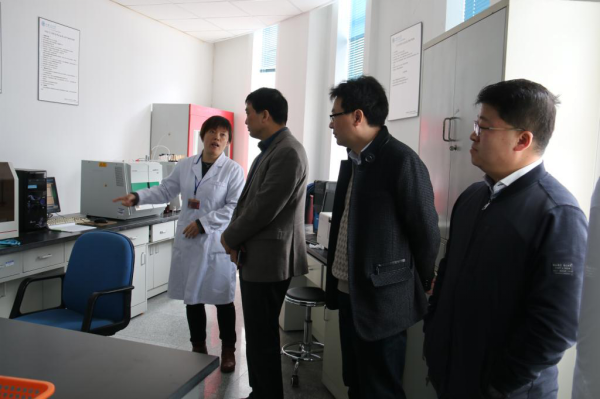 上海市环保局与在线直播
开展支部学习交流活动504.png